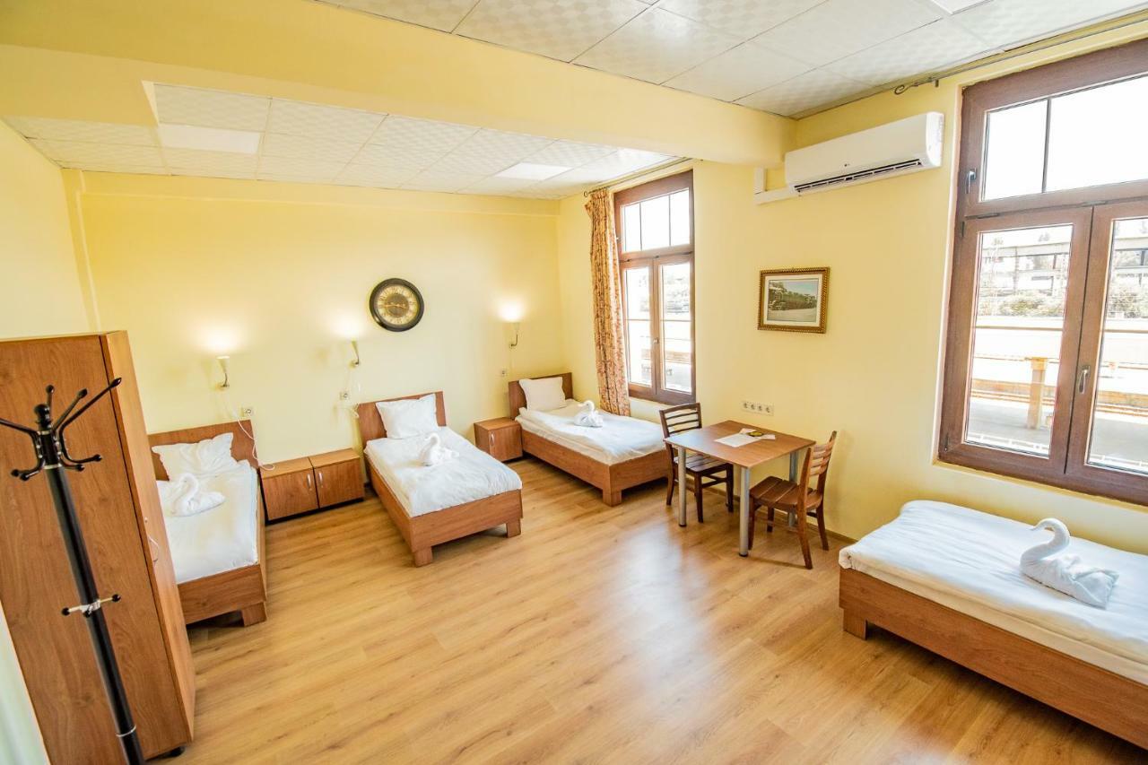 Hostel Central Station Plovdiv Pokoj fotografie